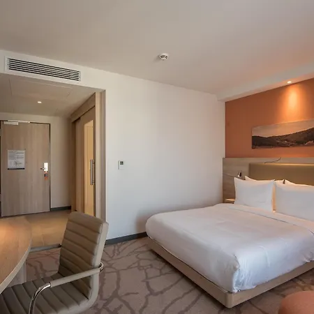 Hampton By Hilton Отель 3*