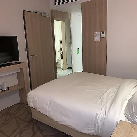 Отель Hampton By Hilton Фрайбург