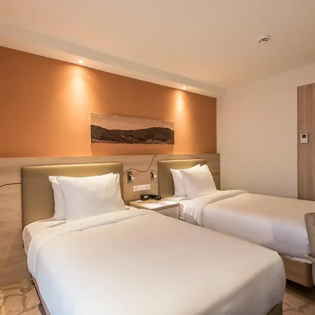 Hampton By Hilton