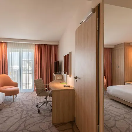 Hampton By Hilton