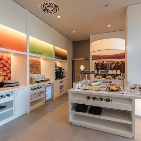 Hotel Hampton By Hilton