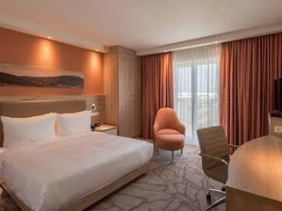 Hampton By Hilton Hotel 3*