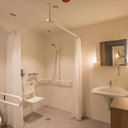 Hampton By Hilton