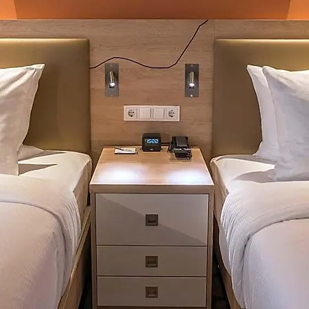 Hampton By Hilton