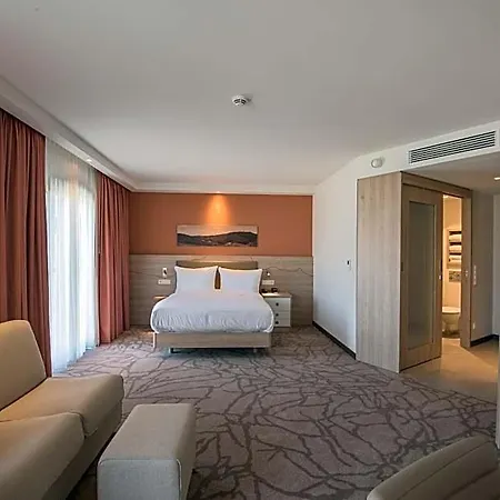 Отель Hampton By Hilton Фрайбург