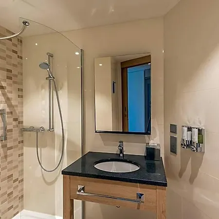 Hampton By Hilton 3* Фрайбург