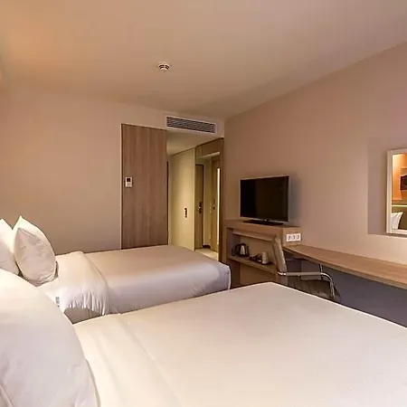 Отель Hampton By Hilton Фрайбург
