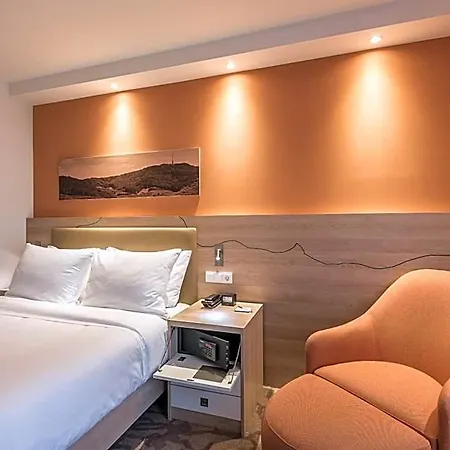 Hampton By Hilton Отель Фрайбург