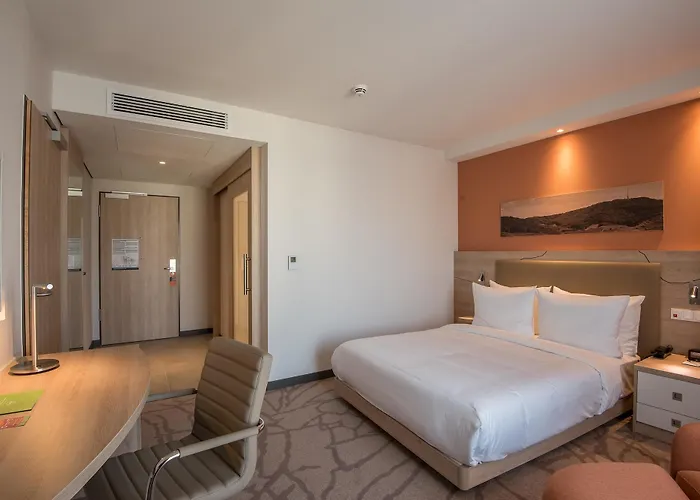 Hampton By Hilton Hotel 3*