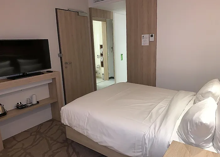 Hotell Hampton By Hilton Freiburg im Breisgau