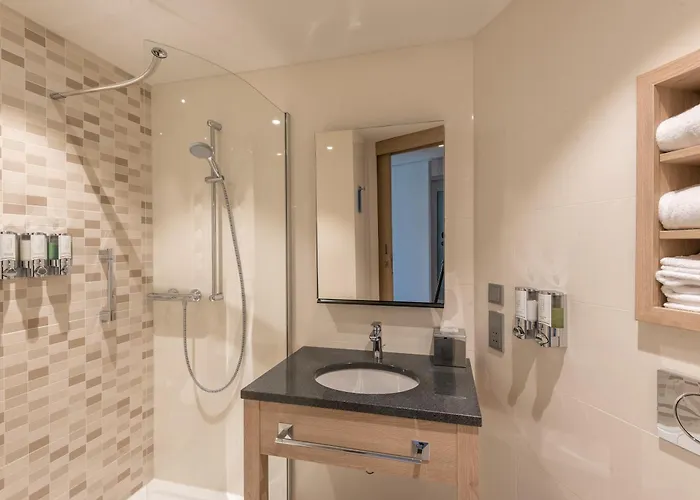 Hampton By Hilton Hotell